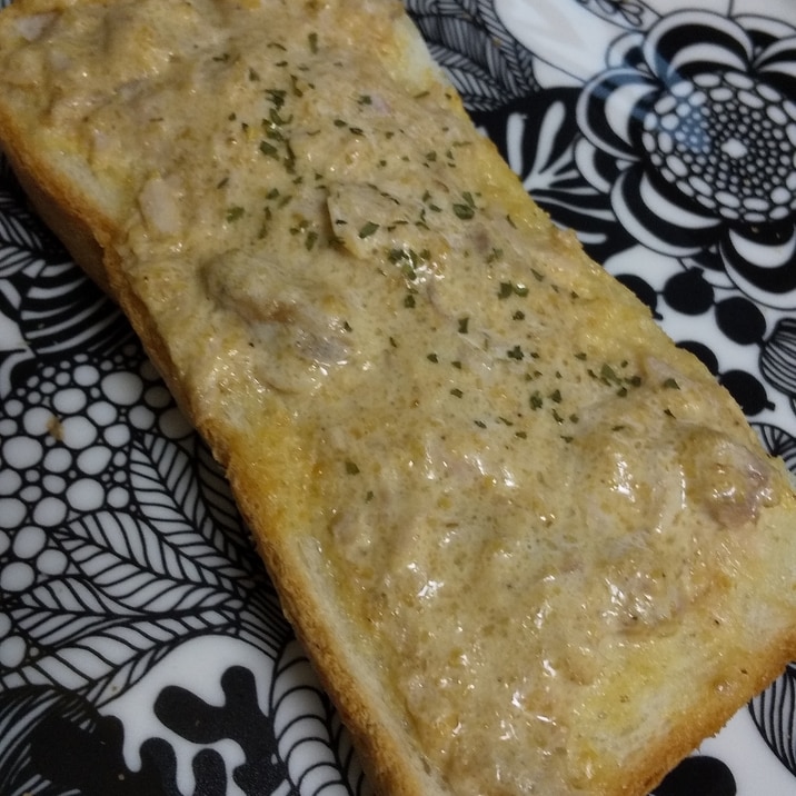 ツナと胡麻のトースト☆